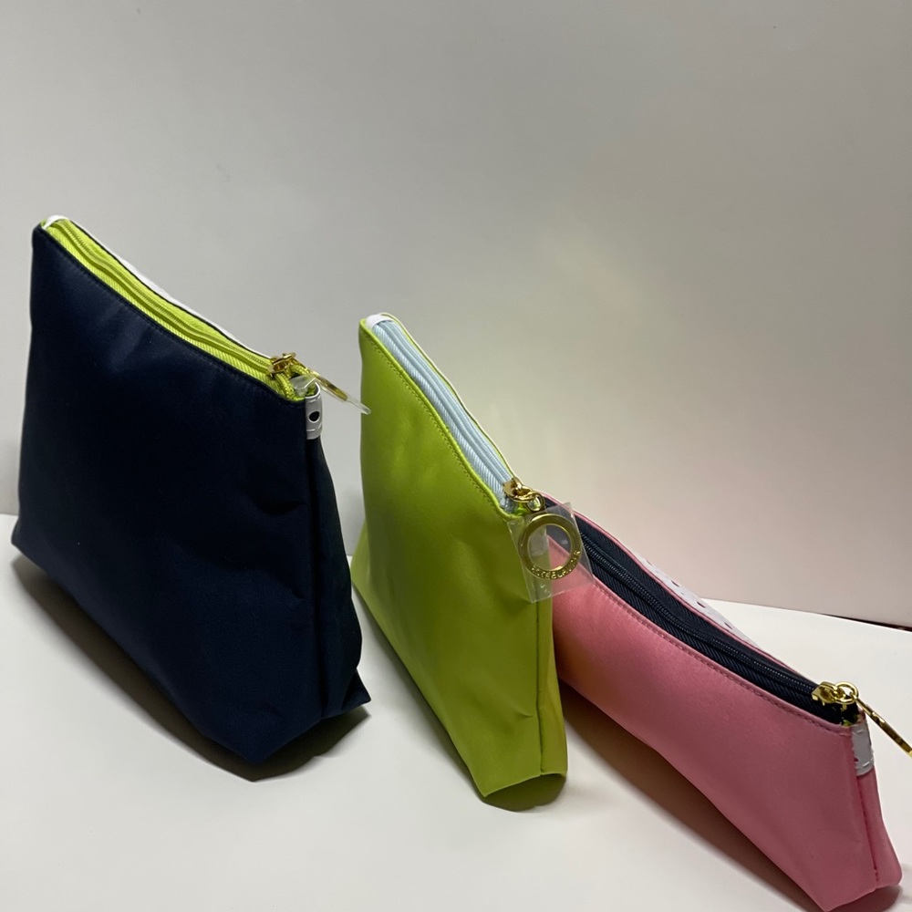 🆕 3 Estée Lauder Cosmetic Bags Blue,Green & Pink - Picture 9 of 16